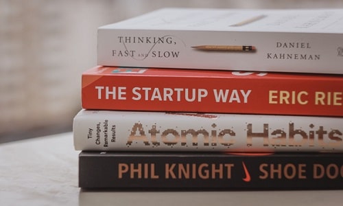 15 books to read to step up your freelancing career